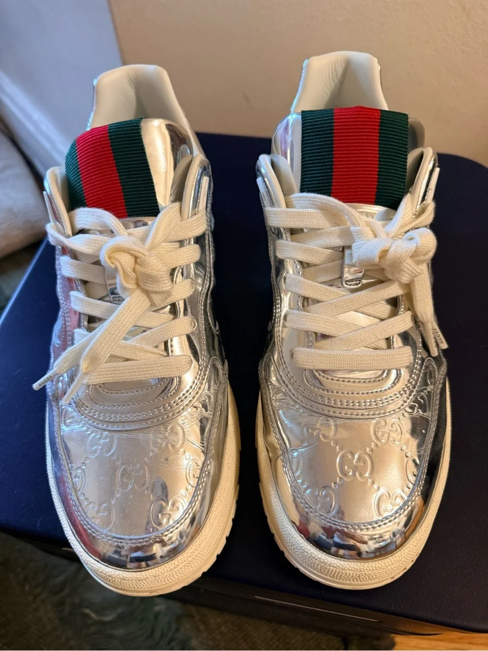 Men's Gucci Re-Web Sneaker Silver Metallic Leather Size: 9 = 9.5 US - Excellent